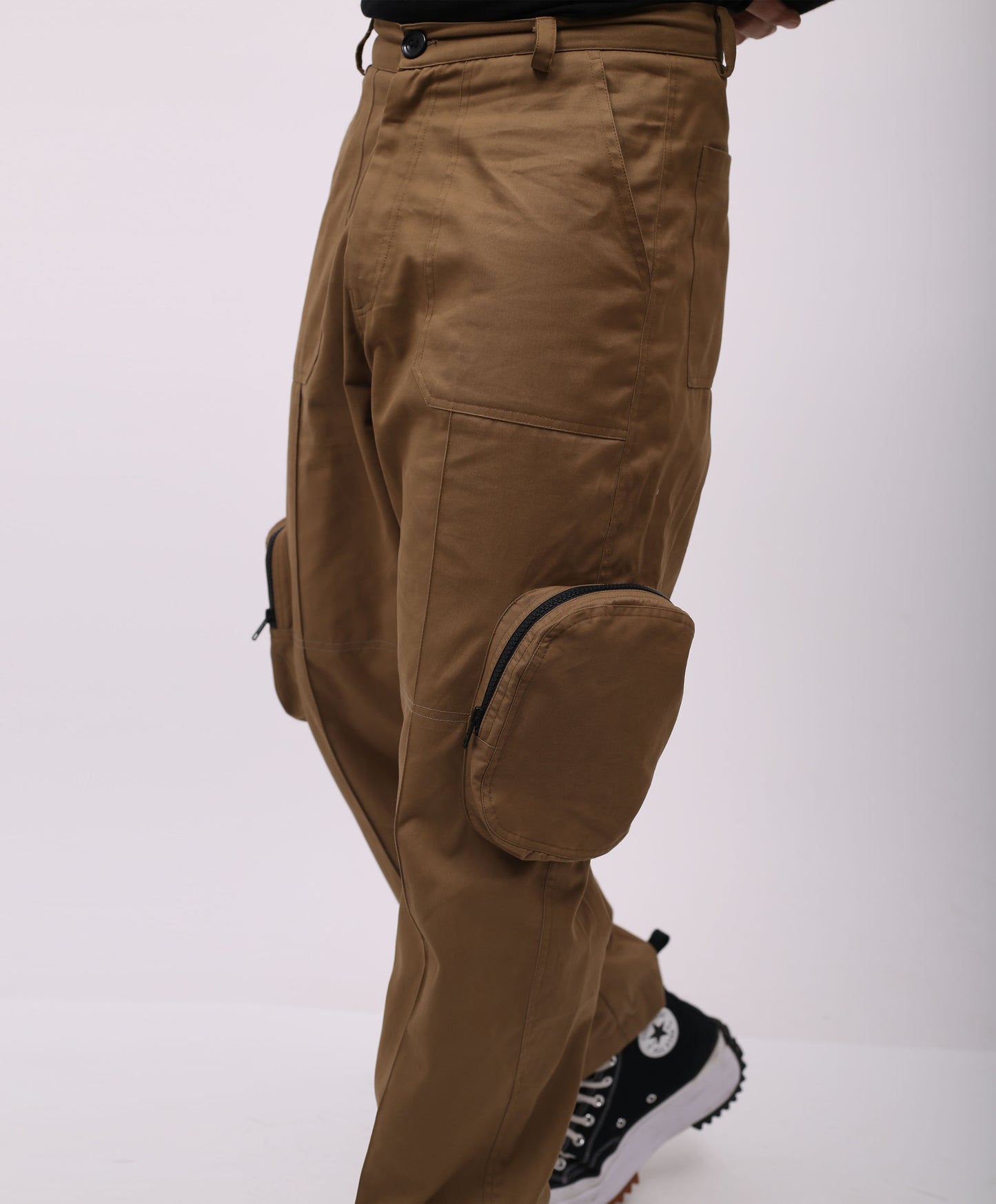 Pouch trouser
